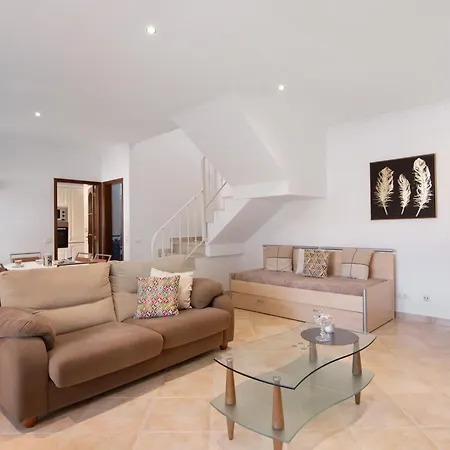 Villa Neves