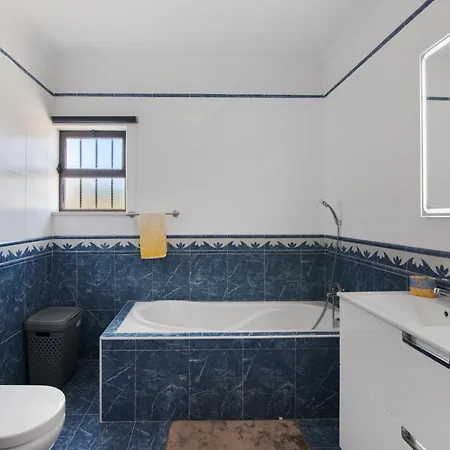 Villa Neves