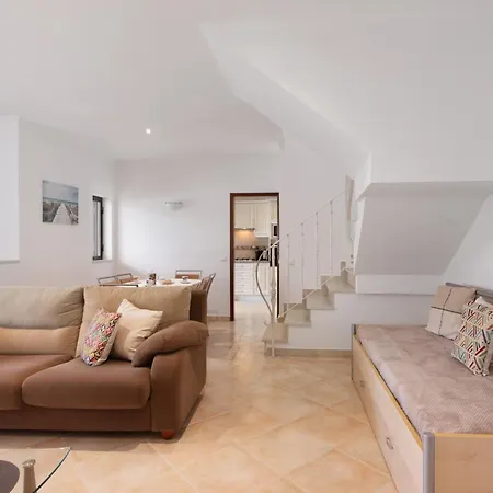 Villa Neves *
