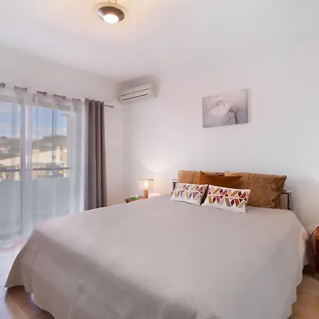Neves Villa